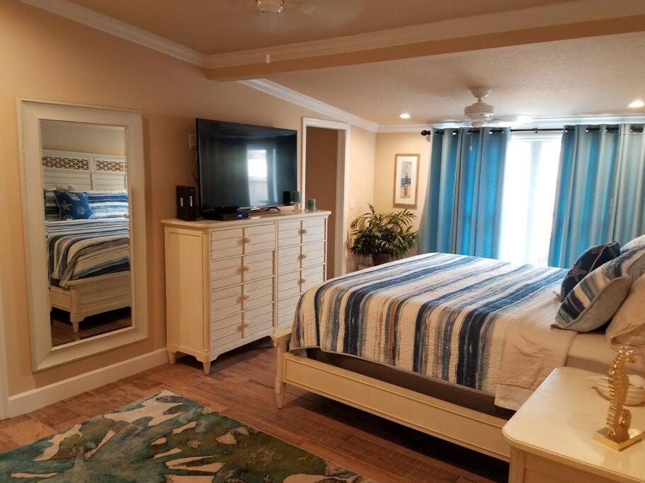 Bahamian Cottage - Heated Pool Walk To The Beach 可可比奇 外观 照片